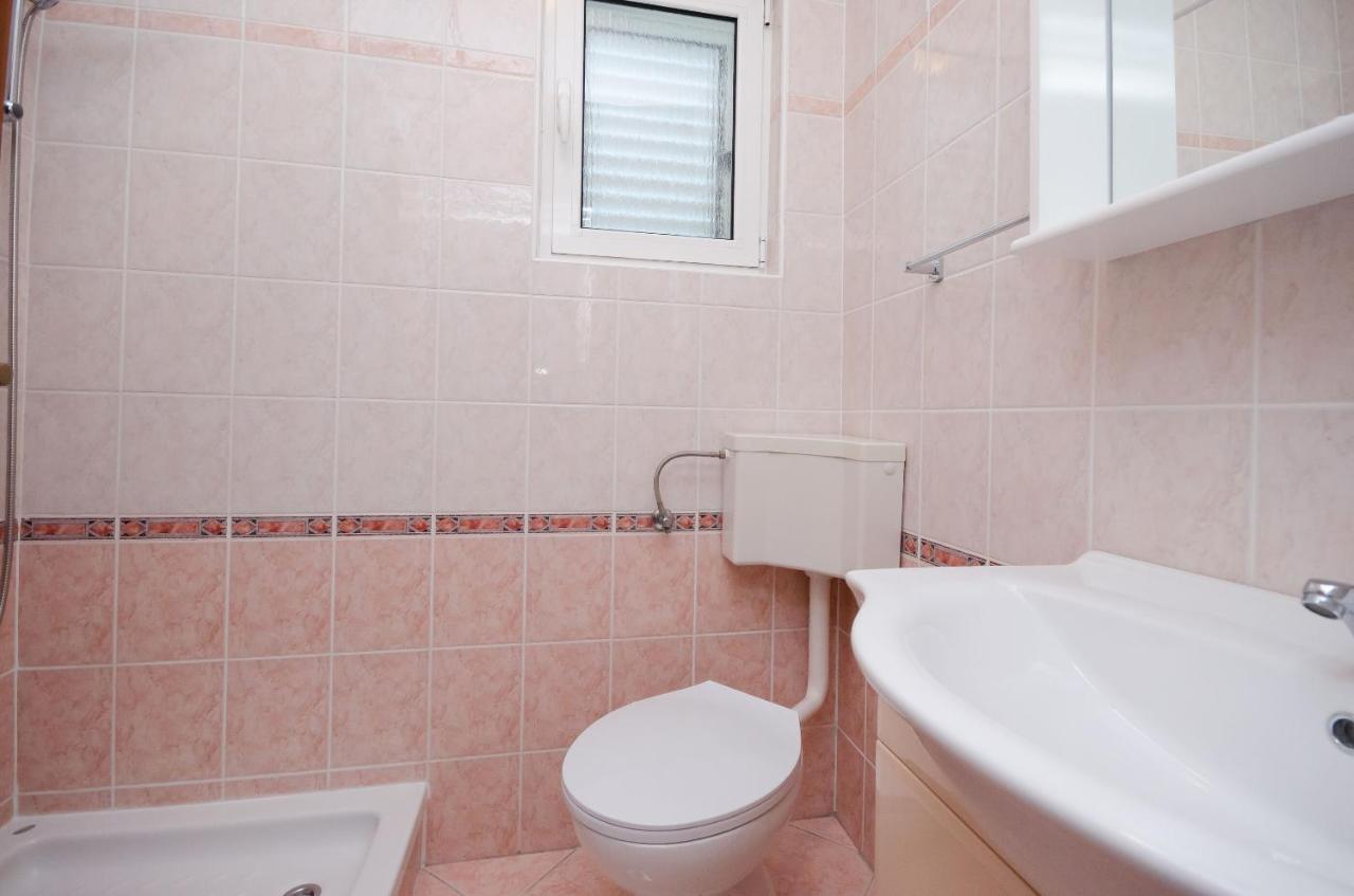 Apartments Marija & Lino Lopar Pokoj fotografie